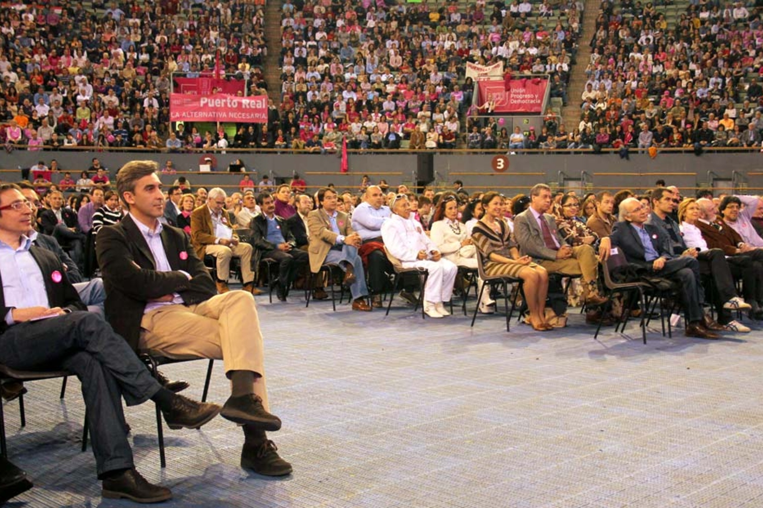 El profesor Ortega quiere ser alcalde - Portada